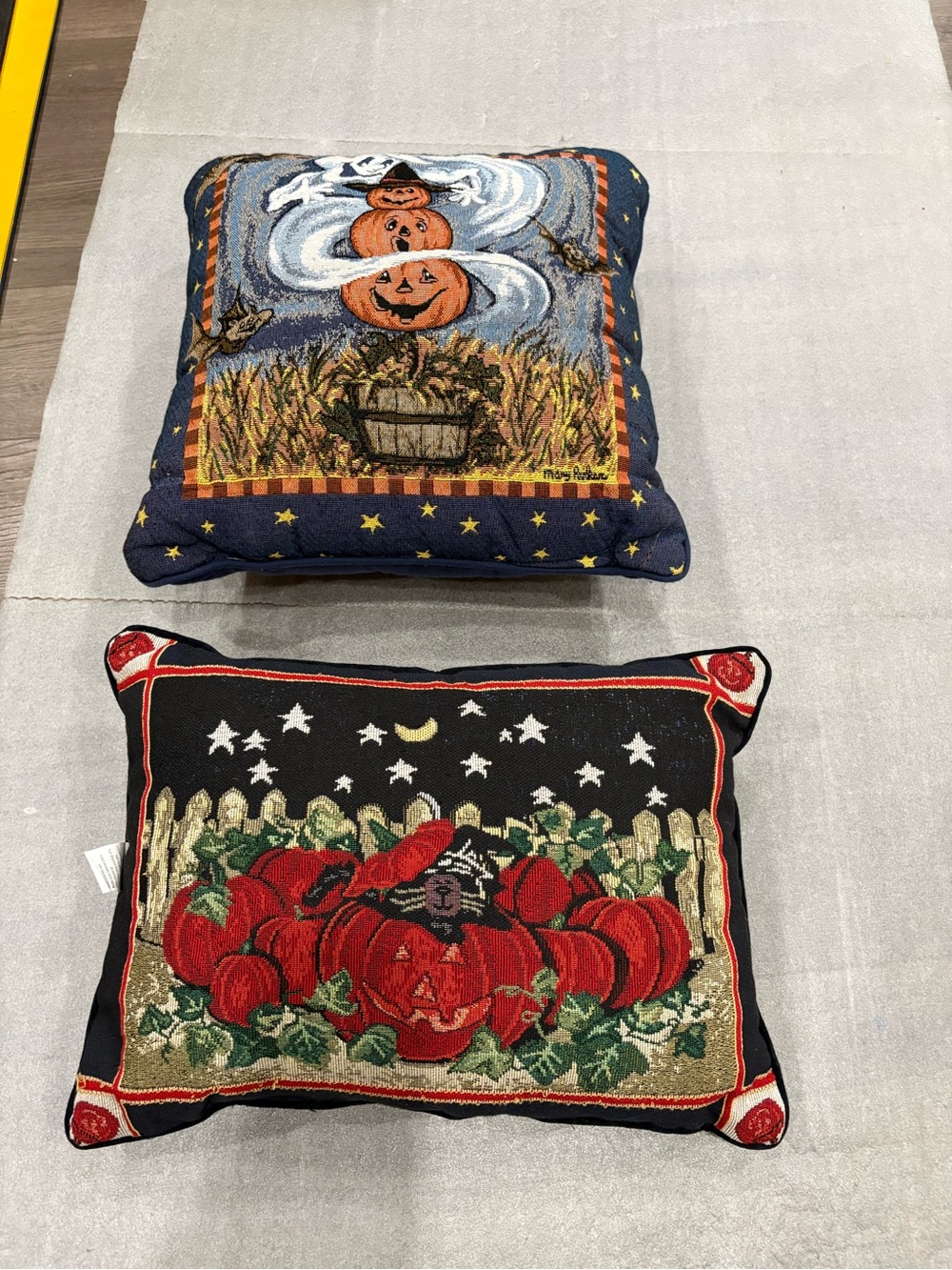 Festive Halloween Pumpkin Decorative Pillows - Set of 2
